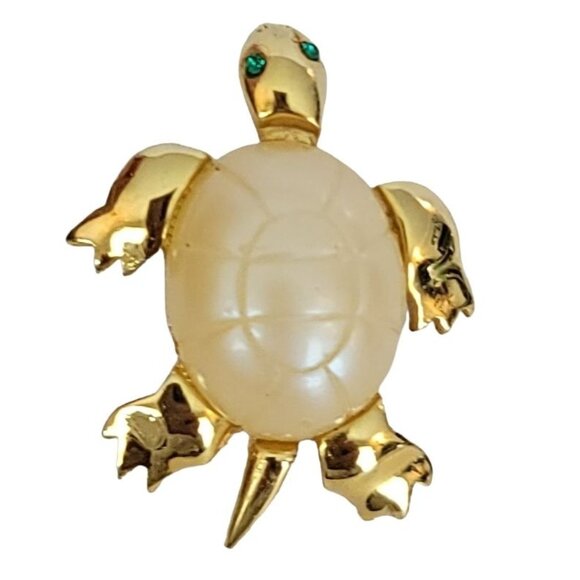 Trifari Crown Over T Gold Tone Plastic Pearl Shell Turtle Pin, Signed K27 - Picture 9 of 9